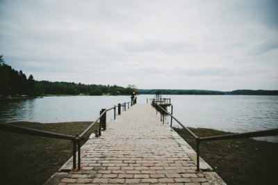 AI-generated travel thumbnail for Comuna Făcăeni