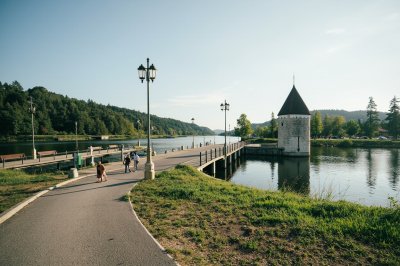 AI-generated travel thumbnail for Comuna Mărgăriteşti