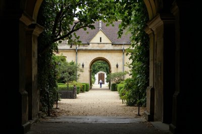 AI-generated travel thumbnail for Cormeilles-en-Parisis