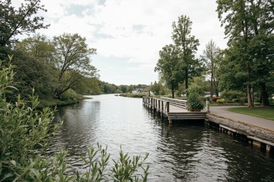 AI-generated travel thumbnail for Coteau-du-Lac