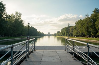 AI-generated travel thumbnail for Crescentino
