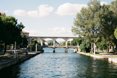 AI-generated travel thumbnail for Croce