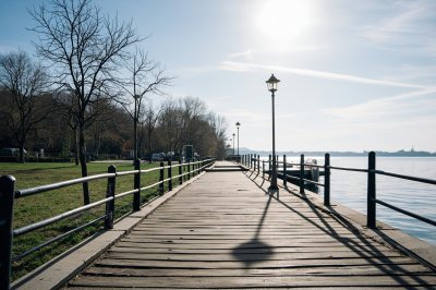 AI-generated travel thumbnail for Daugavgrīva