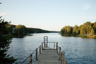 AI-generated travel thumbnail for Dauphin
