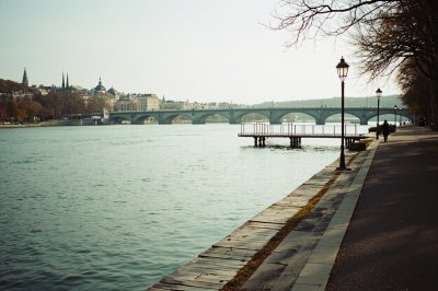 AI-generated travel thumbnail for Département de l'Oise