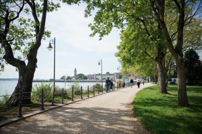 AI-generated travel thumbnail for Département de la Vendée