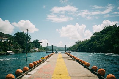 AI-generated travel thumbnail for Des Barras