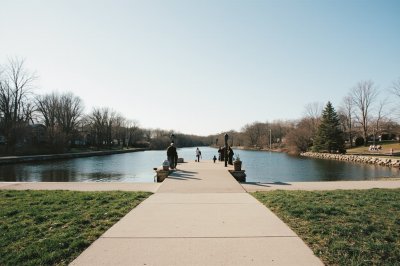 AI-generated travel thumbnail for Dike
