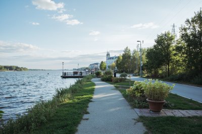 AI-generated travel thumbnail for Dnipro Raion