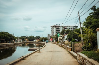 AI-generated travel thumbnail for Dondo