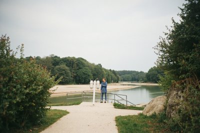 AI-generated travel thumbnail for Douvres-la-Délivrande
