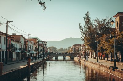 AI-generated travel thumbnail for Doxey