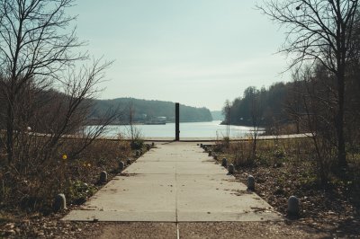 AI-generated travel thumbnail for Drănic