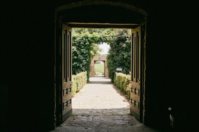 AI-generated travel thumbnail for Dransfeld