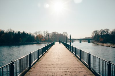AI-generated travel thumbnail for Dresden