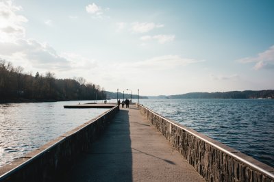 AI-generated travel thumbnail for Duliby