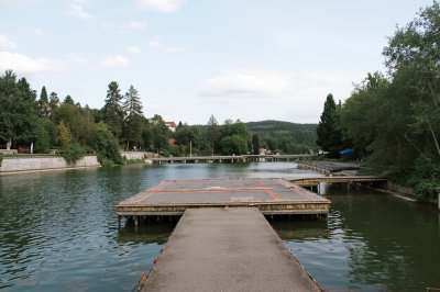 AI-generated travel thumbnail for Dumbrăviţa