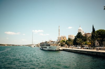 AI-generated travel thumbnail for Durrës