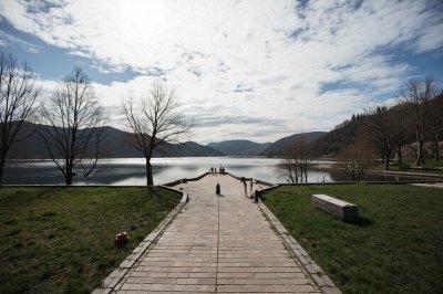 AI-generated travel thumbnail for Dylym