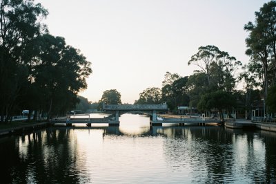 AI-generated travel thumbnail for Eagle Vale