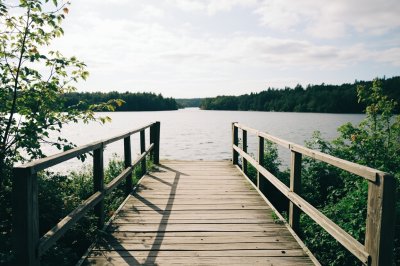 AI-generated travel thumbnail for Easton