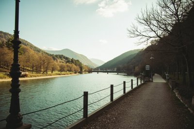 AI-generated travel thumbnail for Échenevex