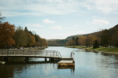 AI-generated travel thumbnail for Échirolles