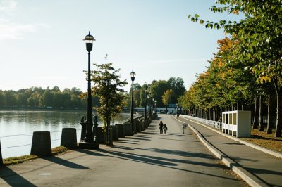 AI-generated travel thumbnail for Łęczyca