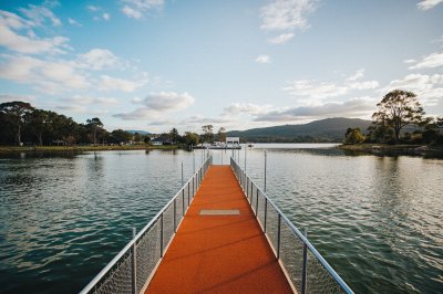 AI-generated travel thumbnail for Eden Park