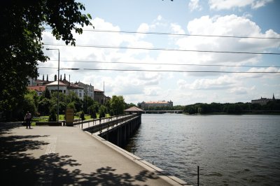 AI-generated travel thumbnail for Eiguliai