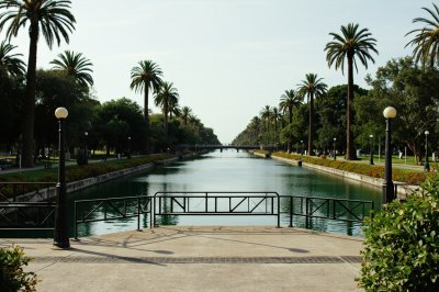 AI-generated travel thumbnail for El Arco