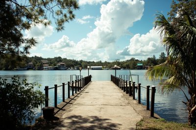 AI-generated travel thumbnail for El Coco