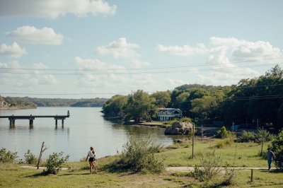 AI-generated travel thumbnail for El Cocuite