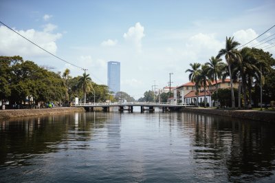 AI-generated travel thumbnail for El Congo