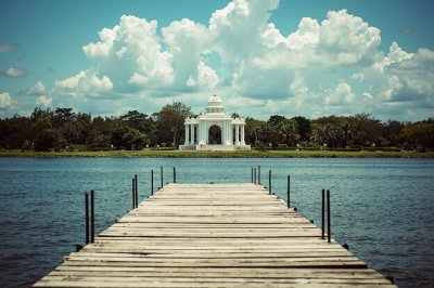 AI-generated travel thumbnail for El Corte
