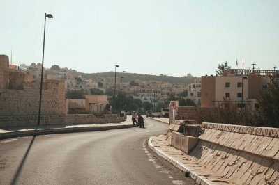 AI-generated travel thumbnail for El Eulma