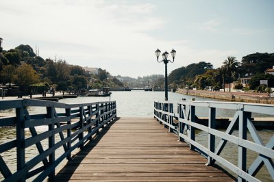 AI-generated travel thumbnail for El Granada