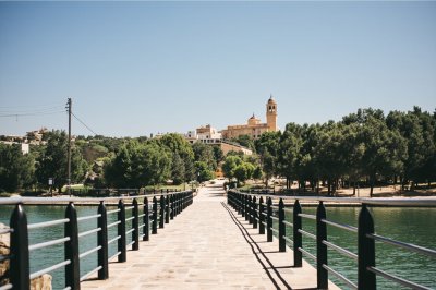 AI-generated travel thumbnail for el hed