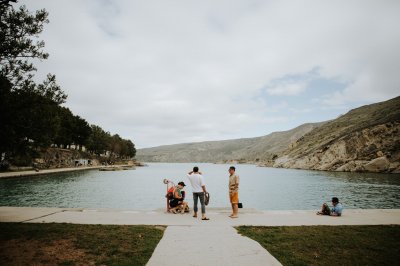 AI-generated travel thumbnail for El Maitén