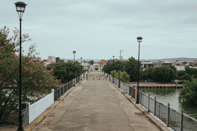 AI-generated travel thumbnail for El Remolino