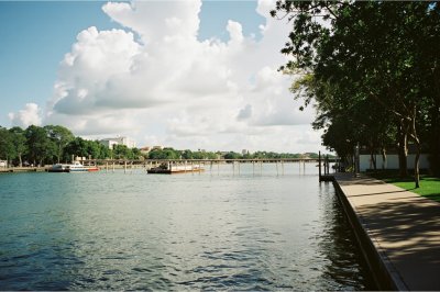 AI-generated travel thumbnail for El Roble