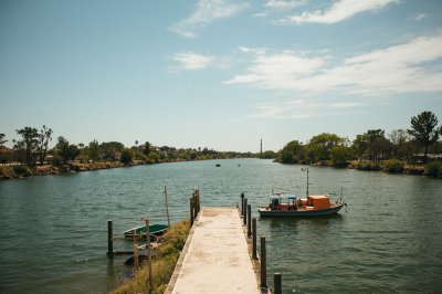 AI-generated travel thumbnail for El Saladito