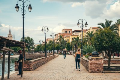 AI-generated travel thumbnail for El Salero