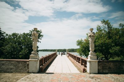 AI-generated travel thumbnail for El Triunfo