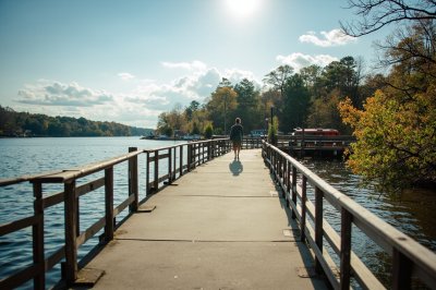 AI-generated travel thumbnail for Elberton