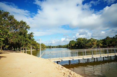 AI-generated travel thumbnail for Elmina
