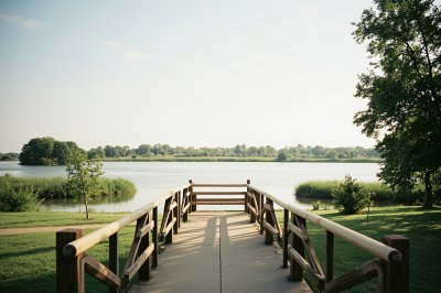 AI-generated travel thumbnail for Elwood