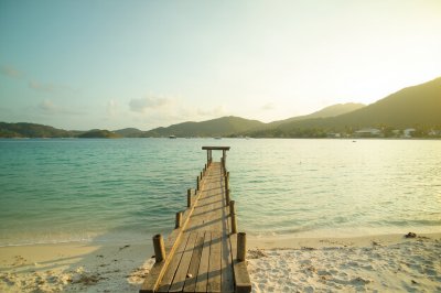AI-generated travel thumbnail for Emajagua