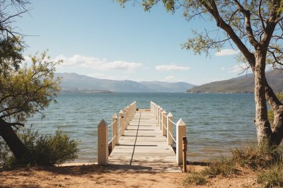 AI-generated travel thumbnail for Embalse
