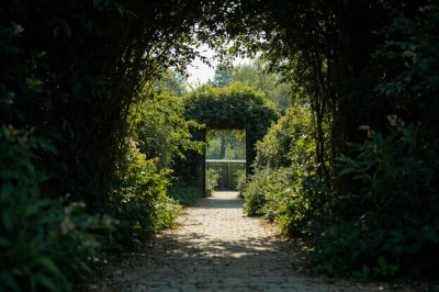 AI-generated travel thumbnail for Emmerschans